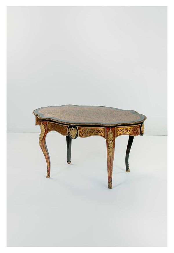 Tavolo di forma ovale in legno  - Asta Antiquariato - Incanto Casa d'Aste e Galleria