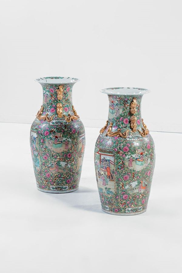 Coppia di vasi in porcellana d  - Auction Antiquariato - Incanto Casa d'Aste e Galleria