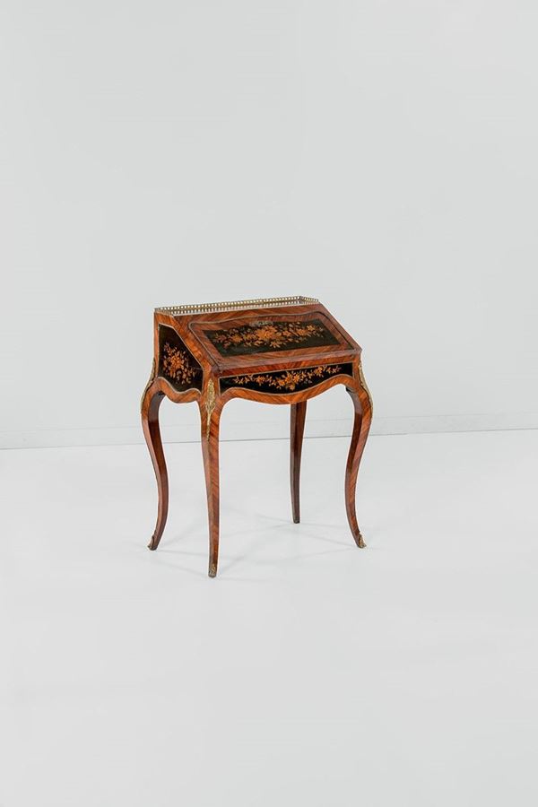 Ribalta lastronata in legno di  - Asta Antiquariato - Incanto Casa d'Aste e Galleria