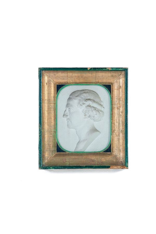 Profilo in gesso raffigurante 