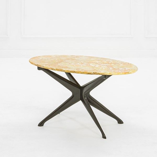 Ico Parisi : Tavolino
Legno ebanizzato, ma  - Auction Design - Incanto Casa d'Aste e Galleria