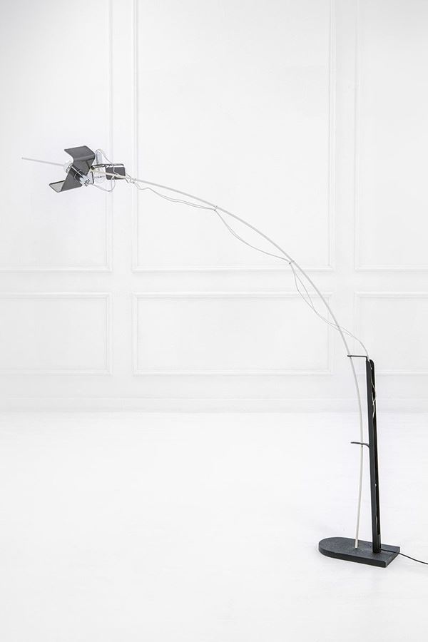 Valmassoi &amp; Conti : Lampada da terra mod. L&#39;Amo
M  - Auction Design - Incanto Casa d'Aste e Galleria