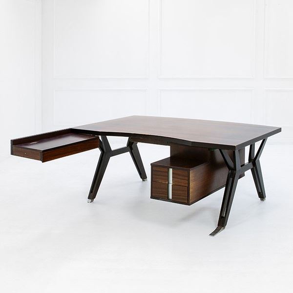Ico Parisi : Scrivania
Legno di palissandr  - Asta Design - Incanto Casa d'Aste e Galleria