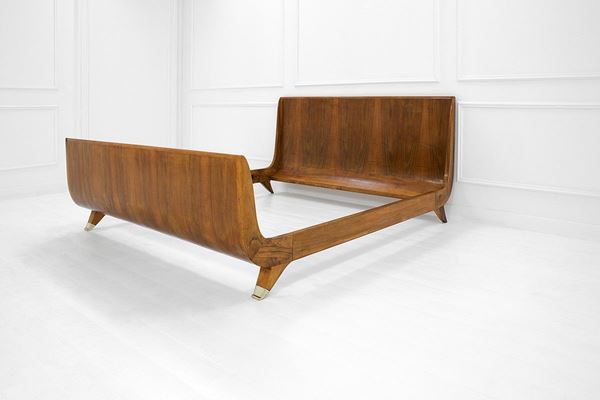 Paolo Buffa : Letto
Legno lamellare lastron  - Asta Design - Incanto Casa d'Aste e Galleria