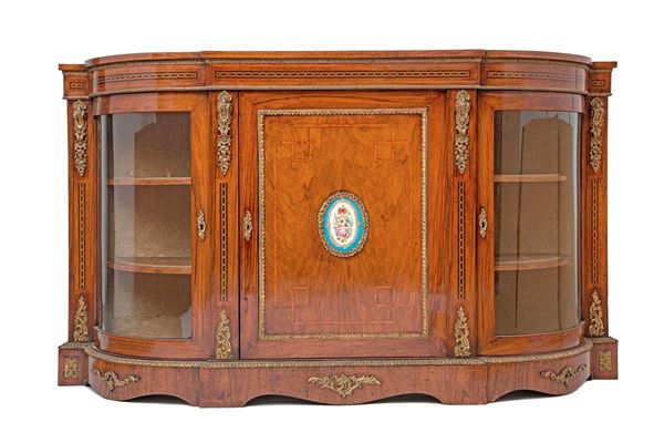 Credenza lastronata in mogano.