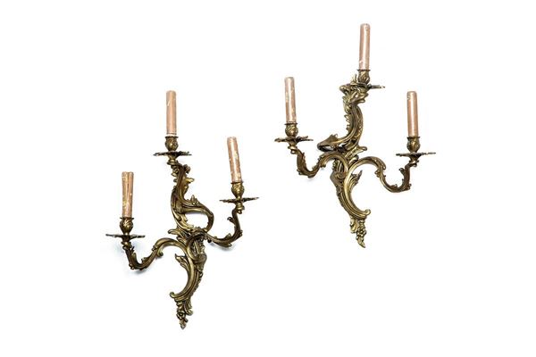 Coppia di appliques in bronzo   - Auction Antiquariato - Incanto Casa d'Aste e Galleria