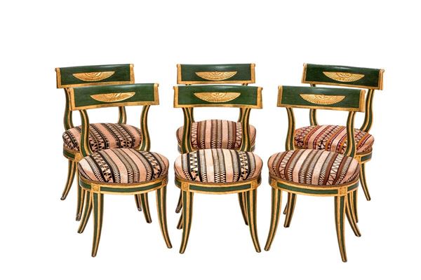 Quindici sedie in legno scolpi  - Auction Antiquariato - Incanto Casa d'Aste e Galleria