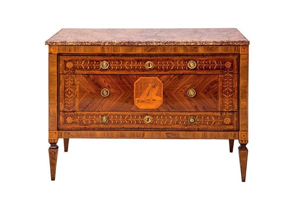 Importante com&#242; impiallacciato  - Asta Antiquariato - Incanto Casa d'Aste e Galleria