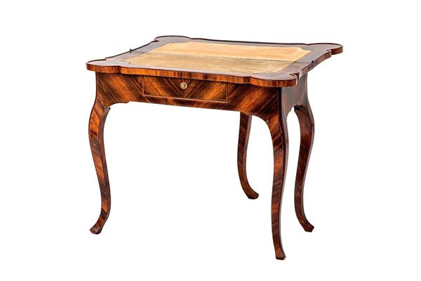 Tavolino da gioco impiallaccia  - Auction Antiquariato - Incanto Casa d'Aste e Galleria