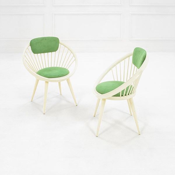 Due poltroncine
Legno laccato