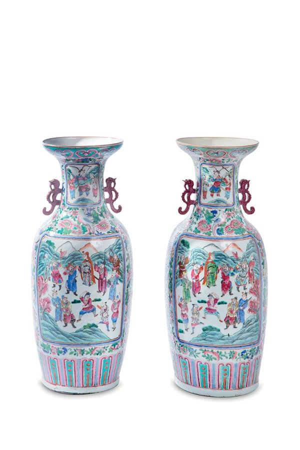 Coppia di vasi in porcellana d  - Auction Antiquariato - Incanto Casa d'Aste e Galleria