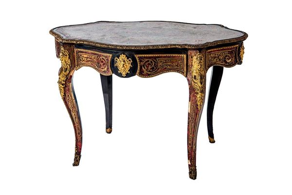 Tavolo in legno ebanizzato e i  - Auction Antiquariato - Incanto Casa d'Aste e Galleria