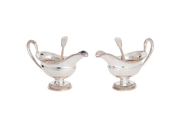 Due salsiere in argento con me  - Asta Antiquariato - Incanto Casa d'Aste e Galleria