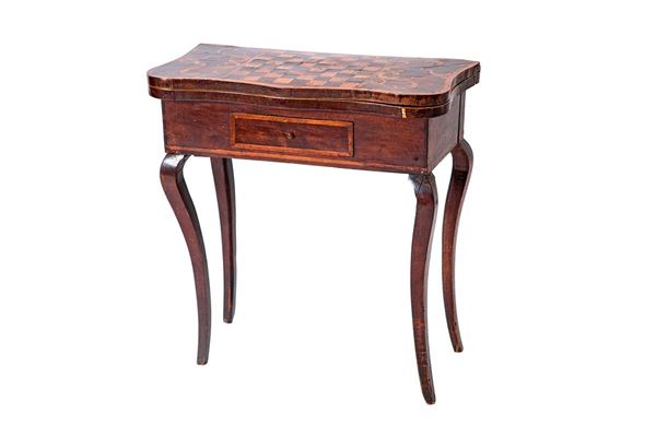 Tavolino da gioco impiallaccia  - Auction Antiquariato - Incanto Casa d'Aste e Galleria