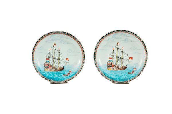Coppia di piatti in porcellana  - Asta Antiquariato - Incanto Casa d'Aste e Galleria