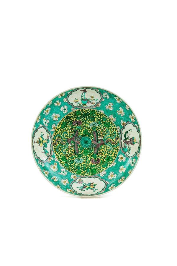 Grande piatto in porcellana di  - Auction Antiquariato - Incanto Casa d'Aste e Galleria