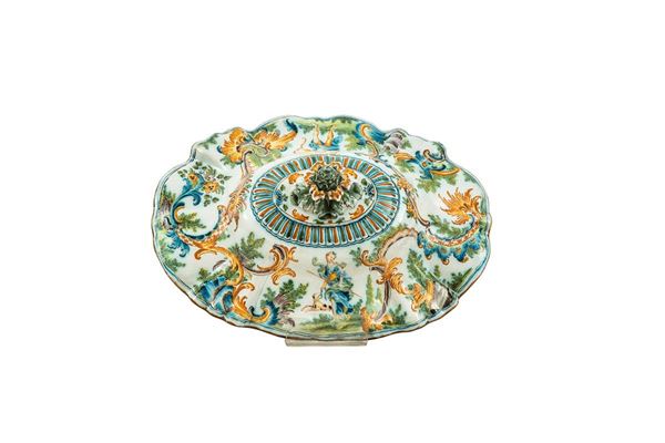 Coperchio di zuppiera di forma  - Auction Antiquariato - Incanto Casa d'Aste e Galleria