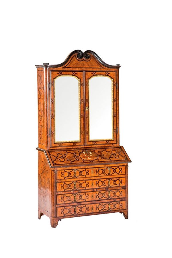 Doppiocorpo lastronato in uliv  - Asta Antiquariato - Incanto Casa d'Aste e Galleria