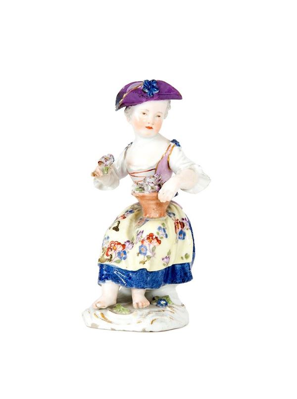 Statuina in porcellana raffigu  - Asta Antiquariato - Incanto Casa d'Aste e Galleria