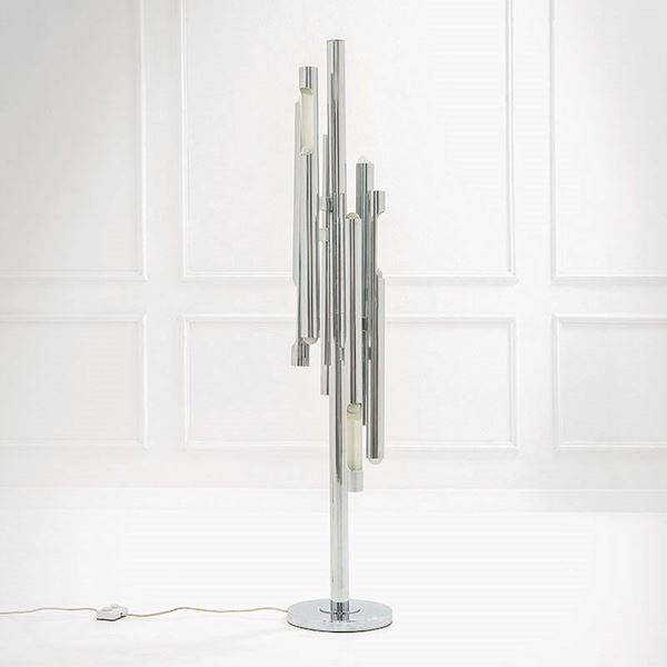 Lampada da terra 
Metallo cro  - Asta Design Vol I e II - Incanto Casa d'Aste e Galleria