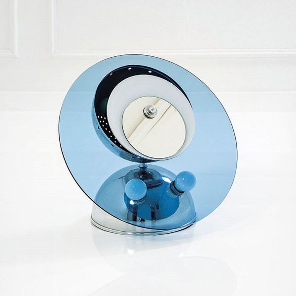 Lampada da tavolo
Metallo cro