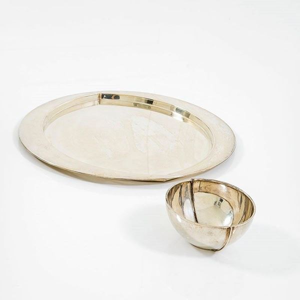 Franco Albini : Vassoio e ciotola
Argento 925  - Auction Design Vol I e II - Incanto Casa d'Aste e Galleria