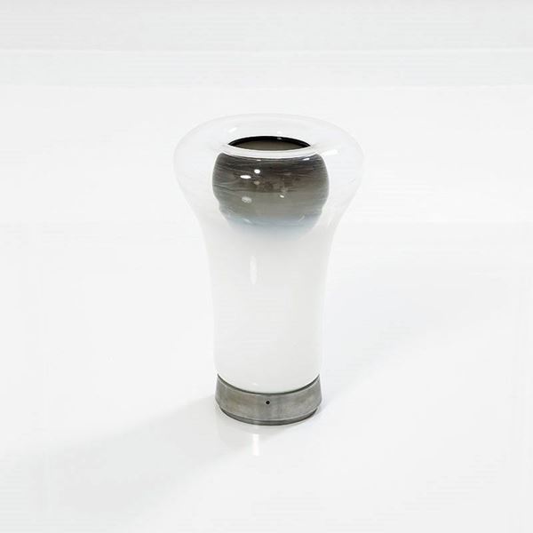 Angelo Mangiarotti : Lampada da tavolo mod. Saffo
  - Asta Design Vol I e II - Incanto Casa d'Aste e Galleria
