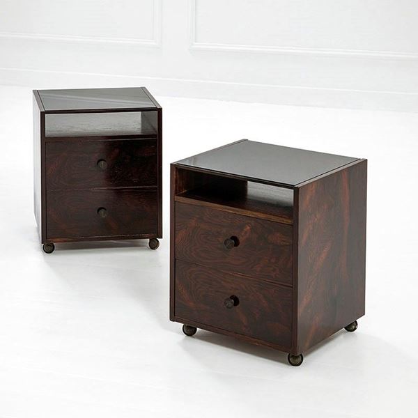 Carlo De Carli : Due comodini
Legno lamellare   - Asta Design Vol I e II - Incanto Casa d'Aste e Galleria