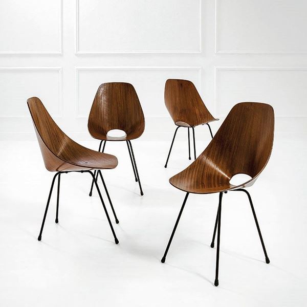 Vittorio Nobili : Quattro sedie mod. Medea
Tond  - Auction Design Vol I e II - Incanto Casa d'Aste e Galleria