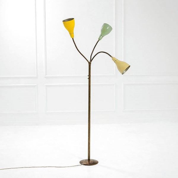 Giuseppe Ostuni : Lampada da terra
Alluminio sm  - Asta Design Vol I e II - Incanto Casa d'Aste e Galleria