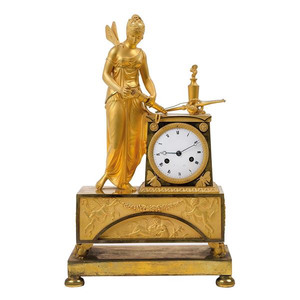 Orologio in bronzo cesellato e
