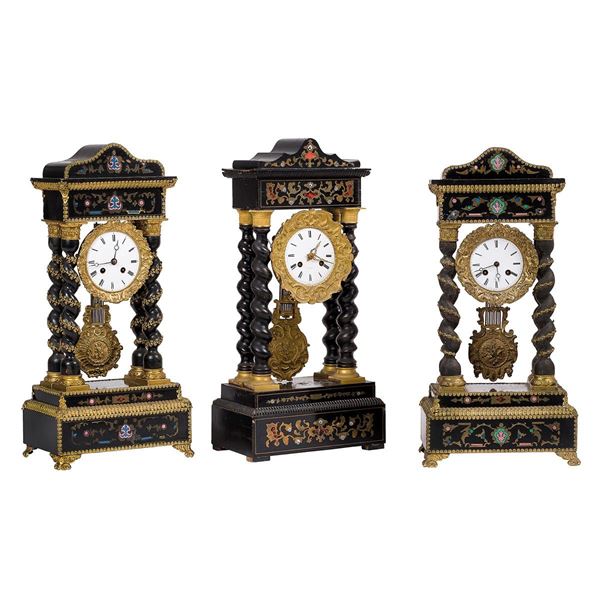 Lotto di tre orologi con colon