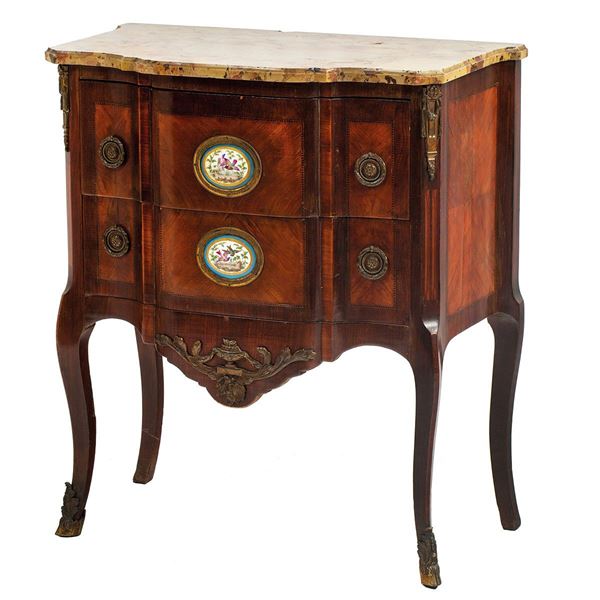 Com&#242; impiallacciato e filettat  - Asta Antiquariato - Incanto Casa d'Aste e Galleria