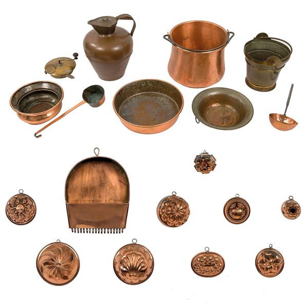 Lotto costituito da 90 oggetti  - Auction Antiquariato - Incanto Casa d'Aste e Galleria
