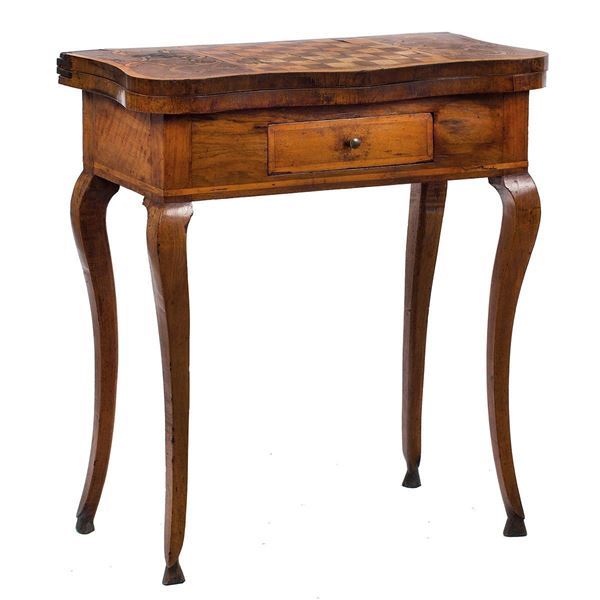 Tavolino da gioco in noce, pia  - Asta Antiquariato - Incanto Casa d'Aste e Galleria