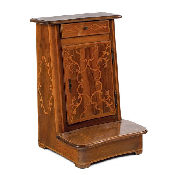 Inginocchiatoio in noce intars  - Asta Antiquariato - Incanto Casa d'Aste e Galleria