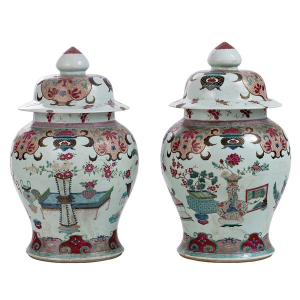 Coppia di grandi potiches in p  - Asta Antiquariato - Incanto Casa d'Aste e Galleria