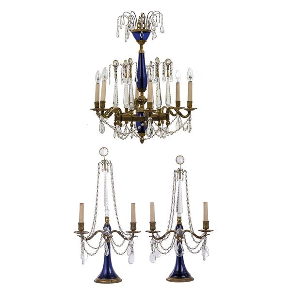 Lampadario e due girandolles i  - Auction Antiquariato - Incanto Casa d'Aste e Galleria