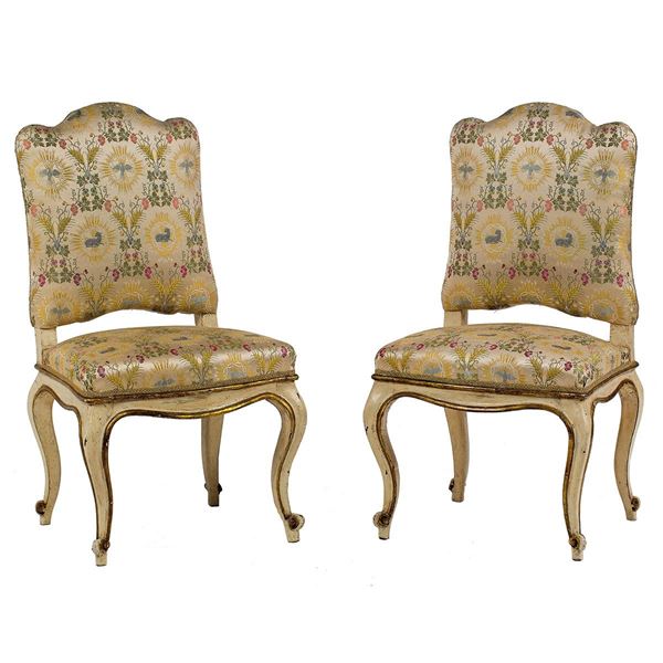 Coppia di sedie in legno lacca  - Auction Antiquariato - Incanto Casa d'Aste e Galleria