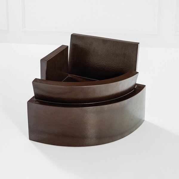 Ettore Sottsass - Ur 
Ceramica smaltata. 
Edit