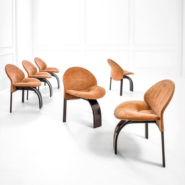 Giovanni Offredi : Sei sedie
Abs, legno, tessuto  - Asta Design - Incanto Casa d'Aste e Galleria
