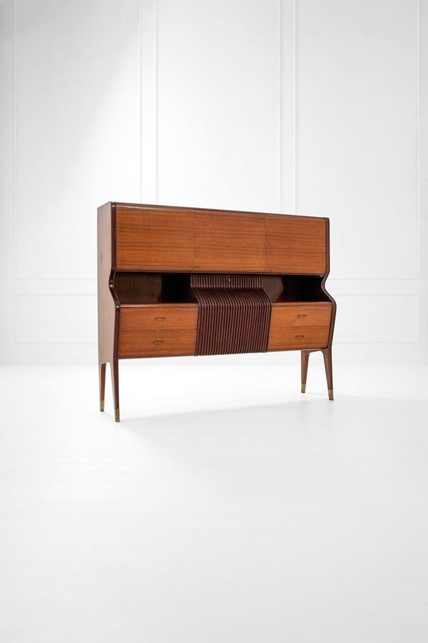 Osvaldo Borsani : Credenza 
Legno, ottone, cris  - Asta Spring Design - Incanto Casa d'Aste e Galleria
