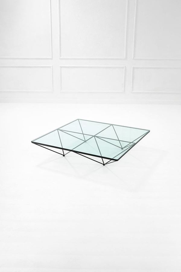 Paolo Piva : Tavolo basso mod. Alanda
Tond  - Asta Spring Design - Incanto Casa d'Aste e Galleria