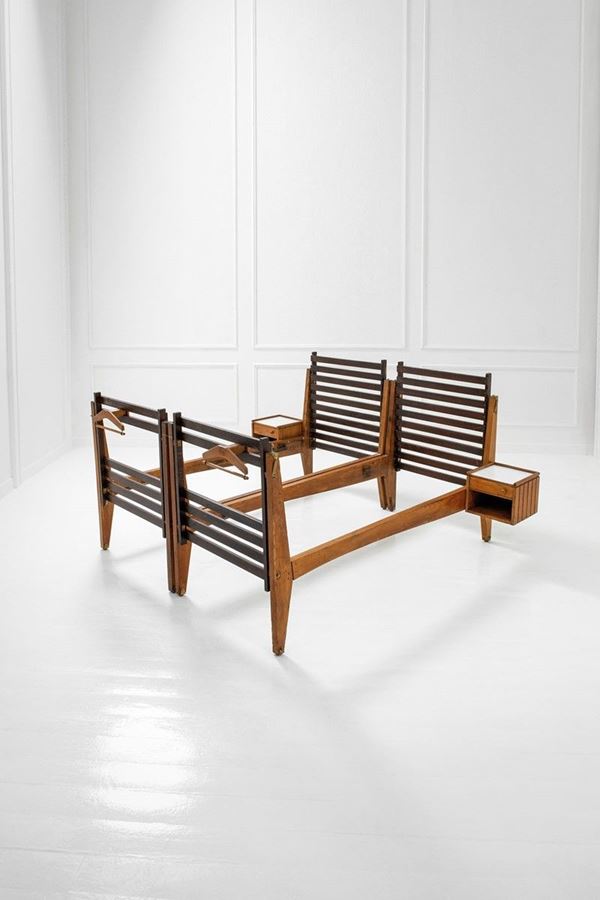 Carlo Mollino : Due letti affiancabili o sovra  - Asta Spring Design - Incanto Casa d'Aste e Galleria