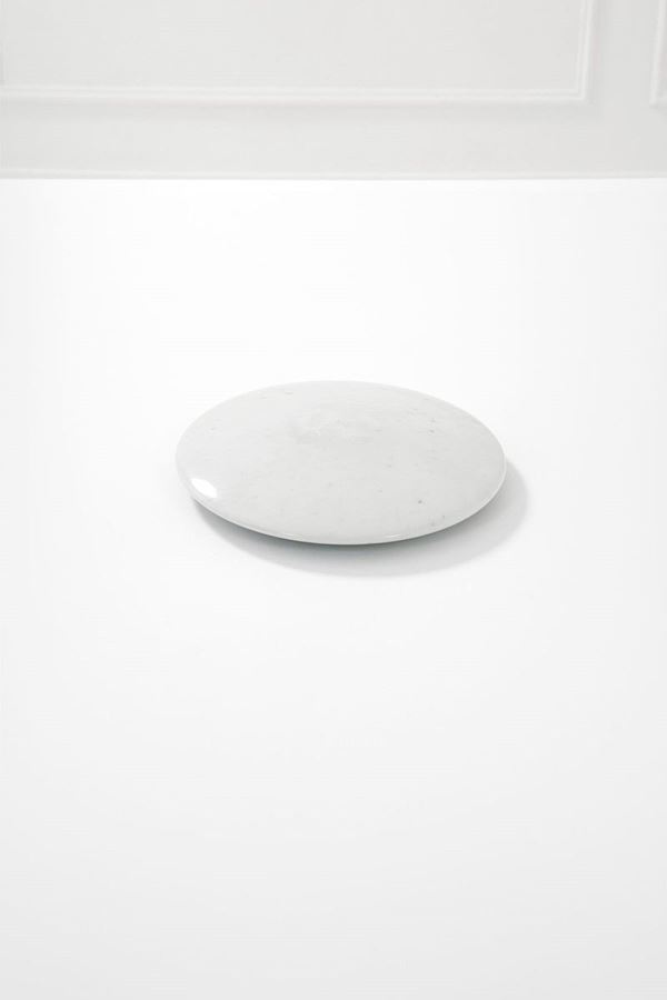 Angelo Mangiarotti : Grande scatola
Marmo di Carra  - Asta Spring Design - Incanto Casa d'Aste e Galleria