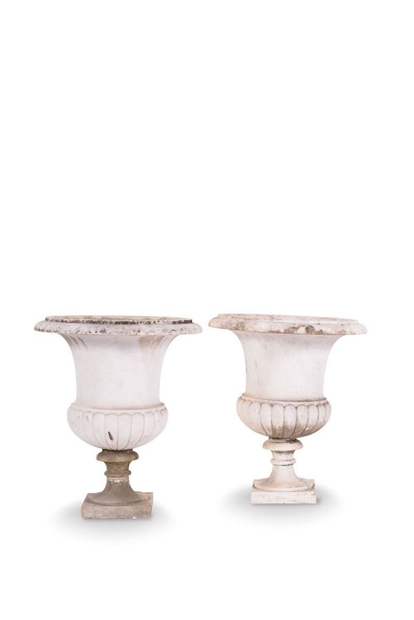 Coppia di vasi di forma medice  - Asta Antiquariato - Incanto Casa d'Aste e Galleria