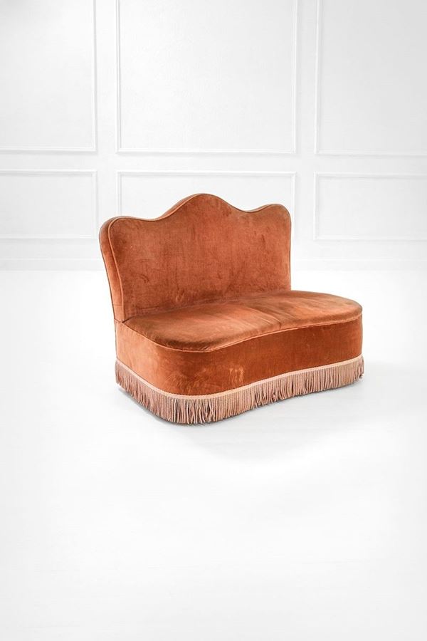 Fede Cheti : Divano 
Legno, tessuto. 
195  - Asta Spring Design - Incanto Casa d'Aste e Galleria