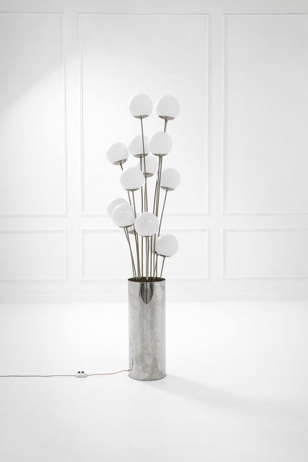 Pia Guidetti Crippa : Lampada da terra mod. 1036/15
  - Asta Spring Design - Incanto Casa d'Aste e Galleria