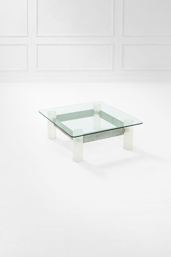 Lorenzo Burchiellaro : Tavolo basso 
Alluminio cesel  - Asta Spring Design - Incanto Casa d'Aste e Galleria