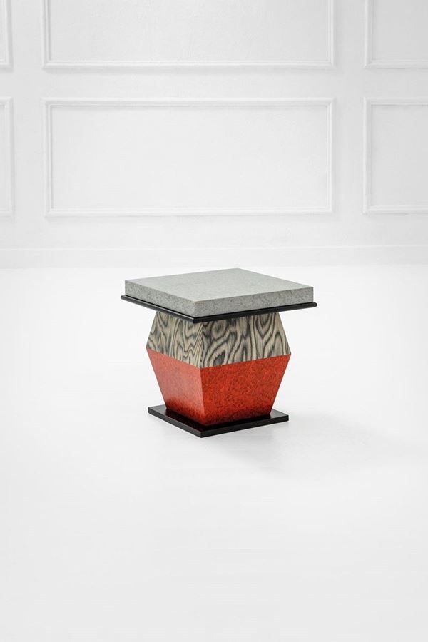 Ettore Sottsass : Tavolino Rosso Grigio Nero
Le  - Asta Spring Design - Incanto Casa d'Aste e Galleria